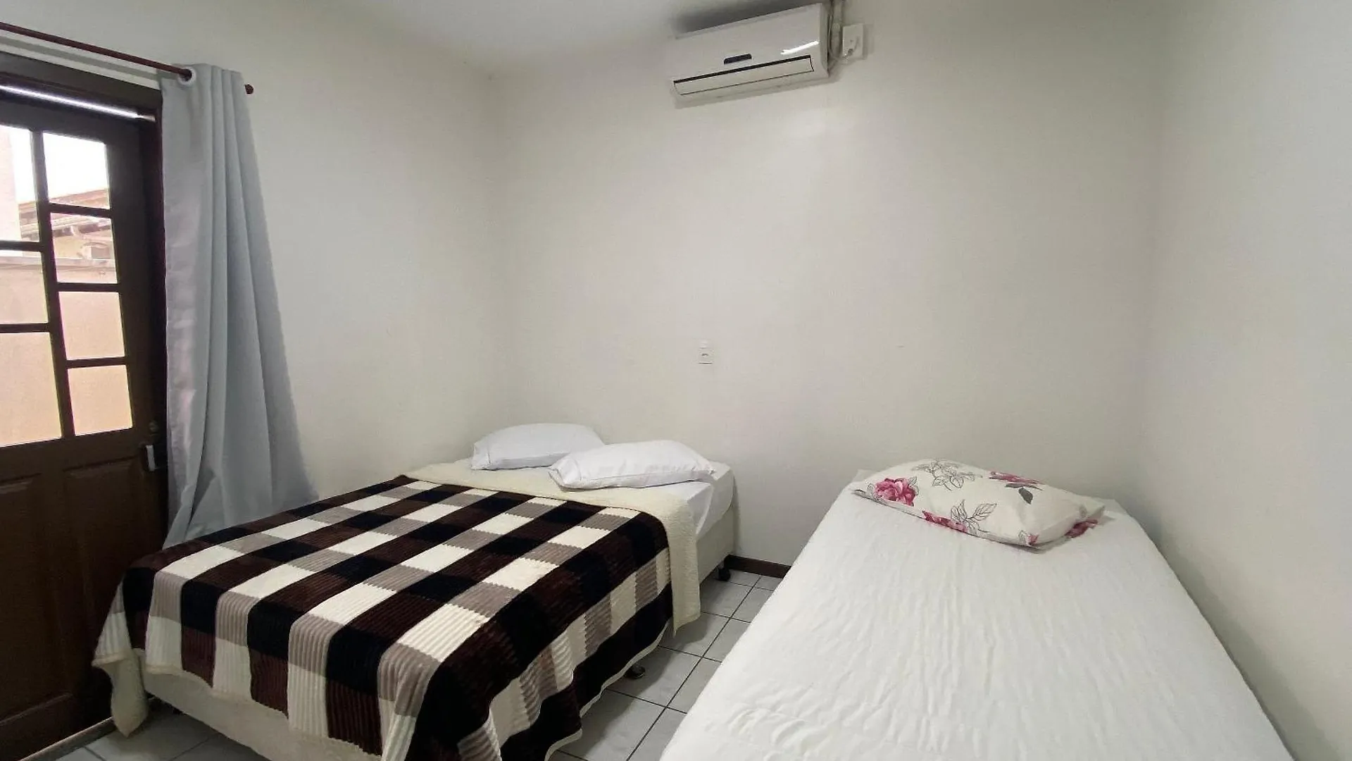Сasa de vacaciones Casa em Bombinhas Próximo a Praia
