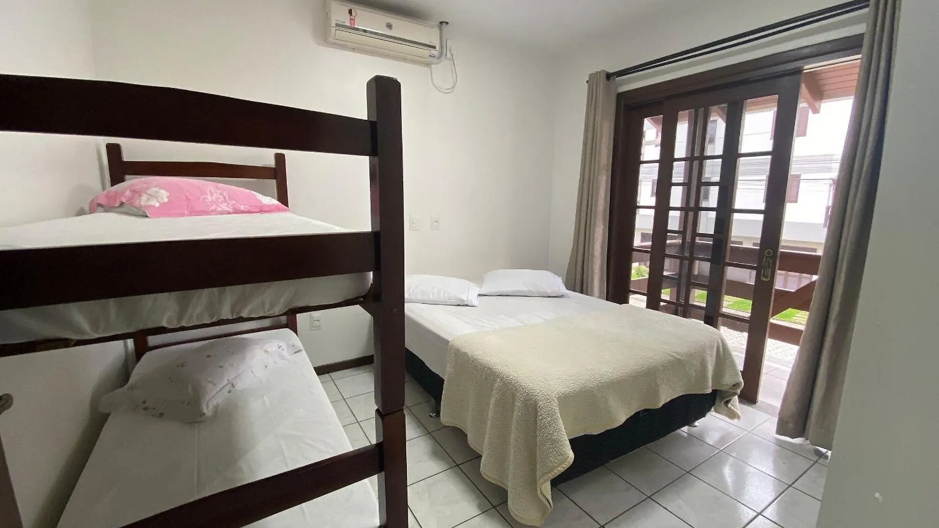 Casa em Bombinhas Próximo a Praia Brasil